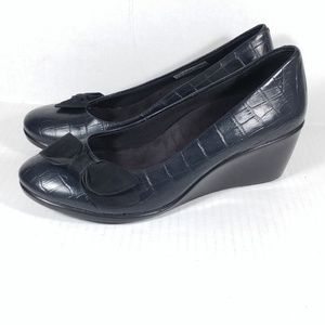 Vionic Lena Wedge Heel Size 11 Black Orthaheel